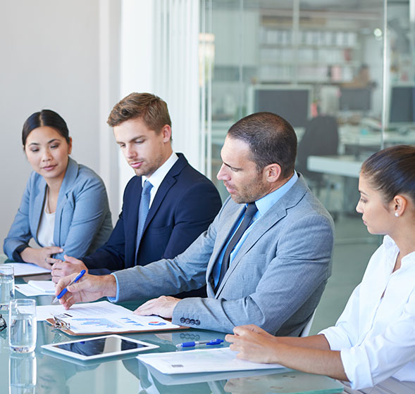 Business_people_meeting